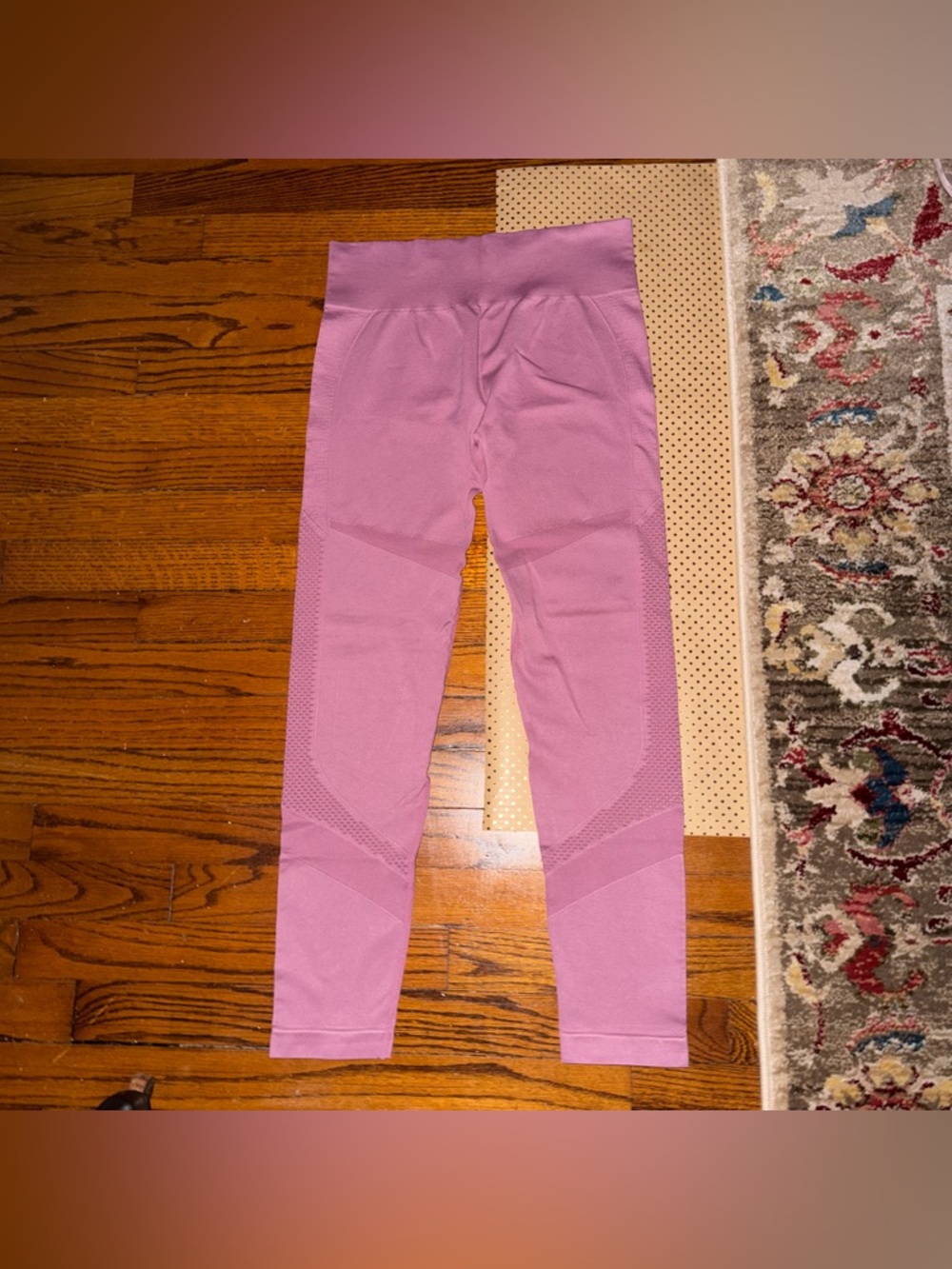 Pink Seamless Women’s Leggings - L